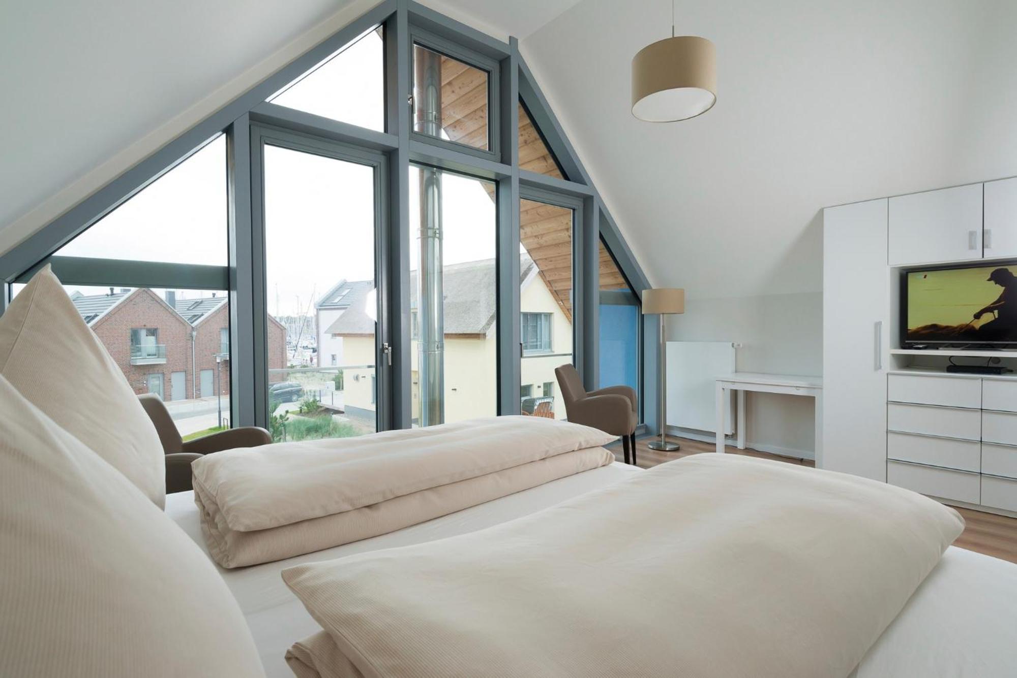 Ostsee - Reetdachhaus Nr 36 "Warder" Im Strand Resort Heiligenhafen Dış mekan fotoğraf